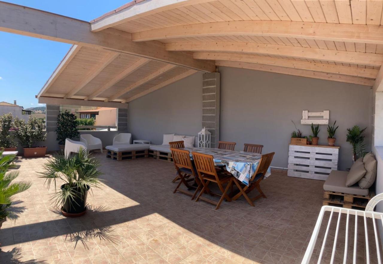 Вілла Relais La Terrazza Palmadula Екстер'єр фото
