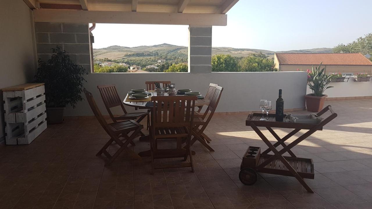 Вілла Relais La Terrazza Palmadula Екстер'єр фото